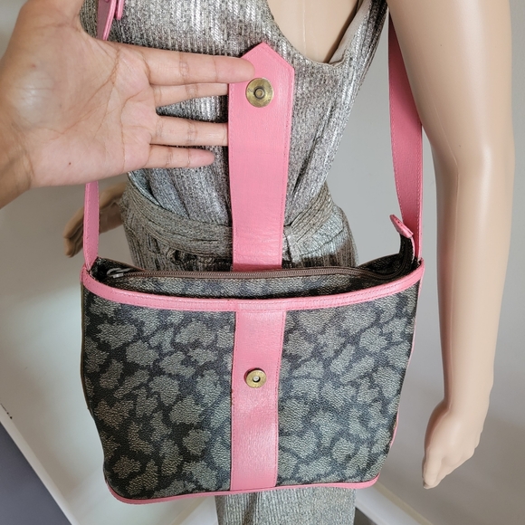 RARE Authentic Vintage YSL shoulder Bag - Picture 10 of 17